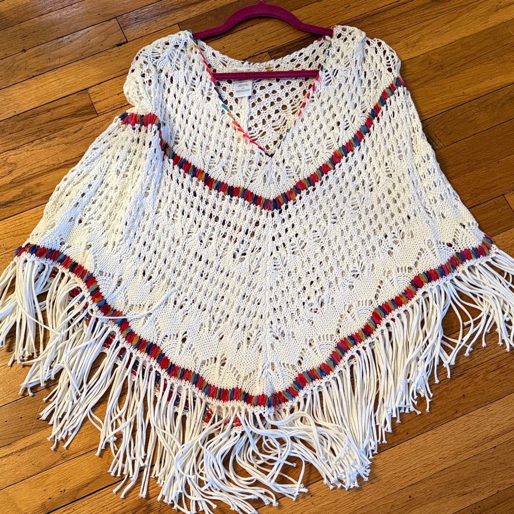Beautiful Minnie Rose White Fringe Poncho - Spring